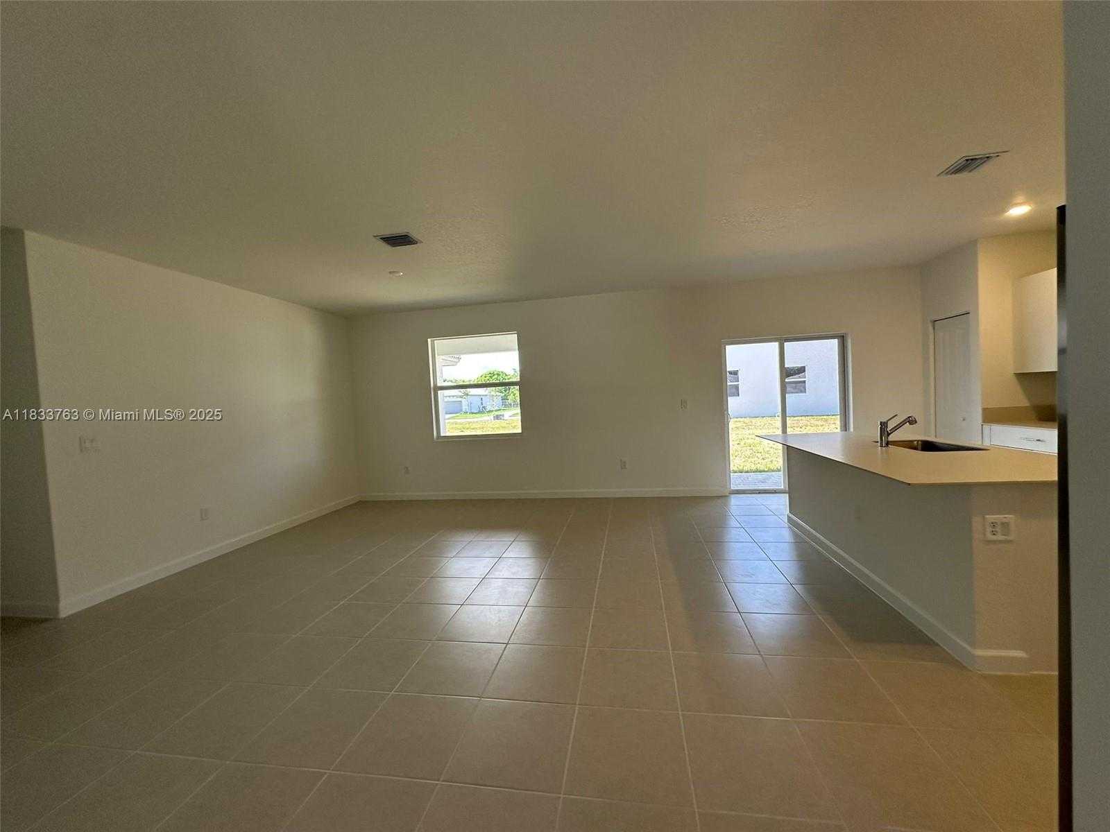 Small Image of 13249 SW 189 TERR, Miami Number 9