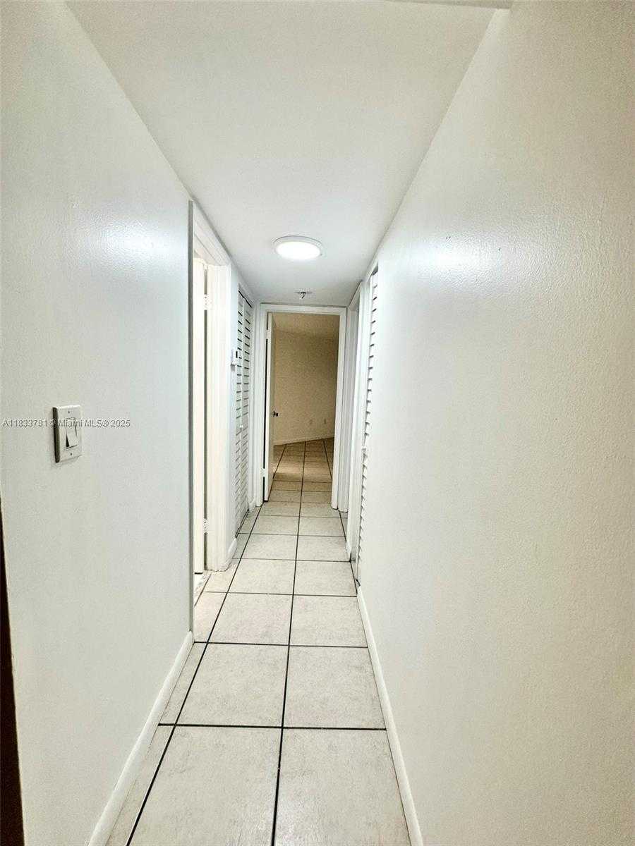 Small Image of 10237 NORTH WEST 9TH ST CIR #210-4, Miami Number 14