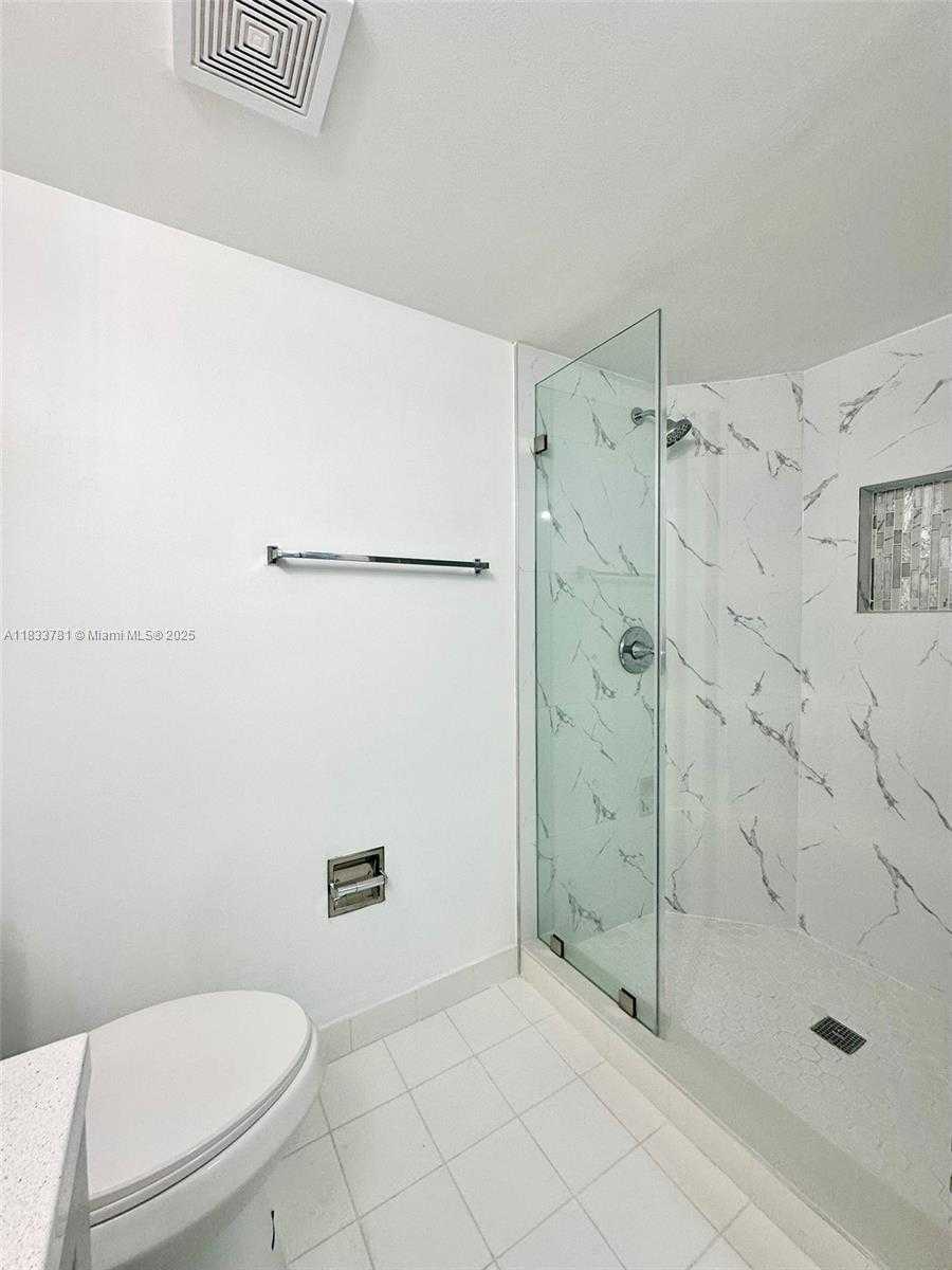 Small Image of 10237 NORTH WEST 9TH ST CIR #210-4, Miami Number 19
