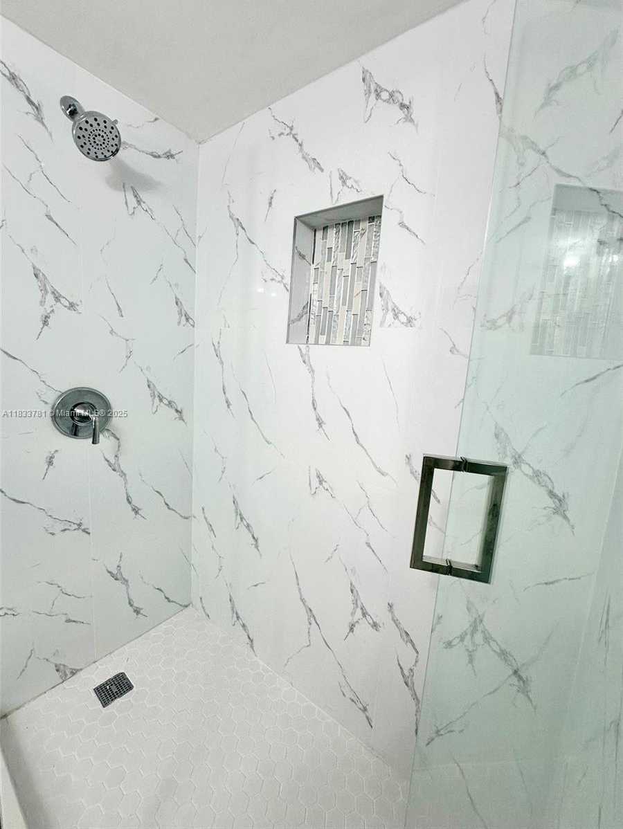 Small Image of 10237 NORTH WEST 9TH ST CIR #210-4, Miami Number 30