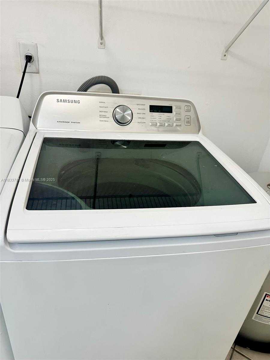 Small Image of 10237 NORTH WEST 9TH ST CIR #210-4, Miami Number 32