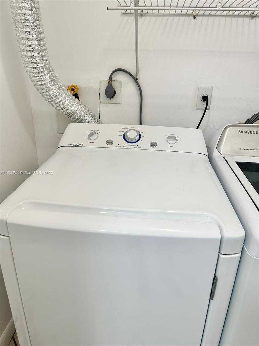 Small Image of 10237 NORTH WEST 9TH ST CIR #210-4, Miami Number 33