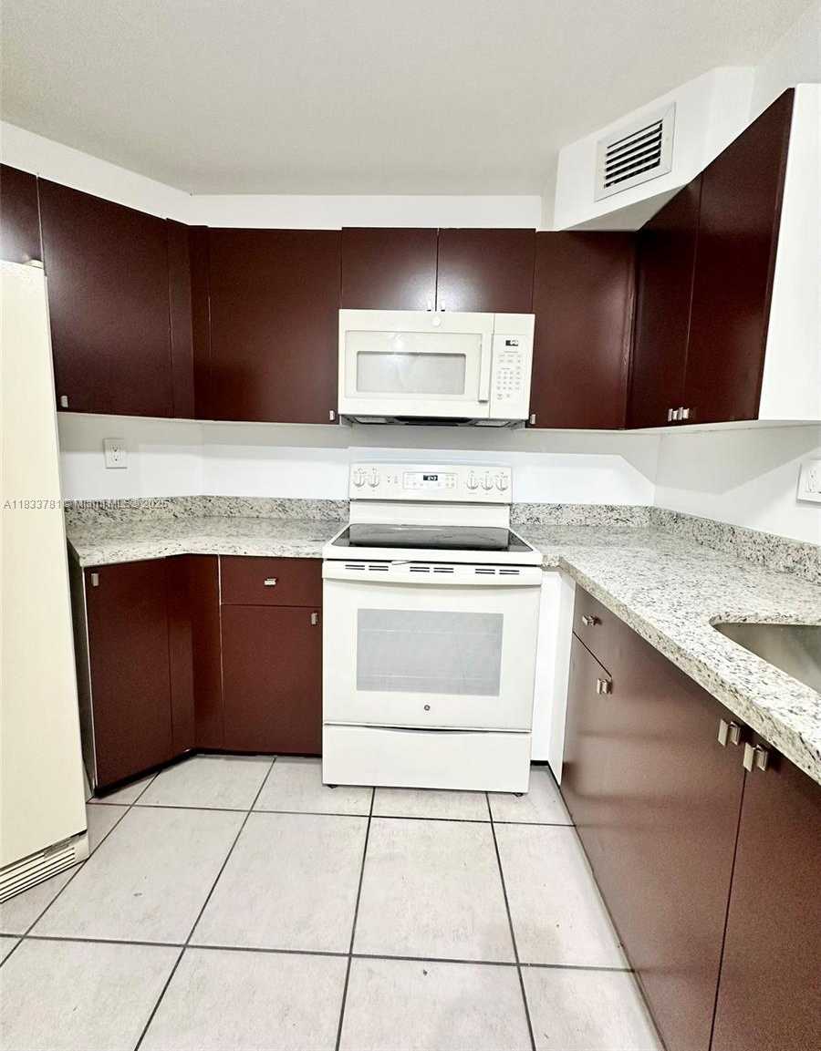 Small Image of 10237 NORTH WEST 9TH ST CIR #210-4, Miami Number 8