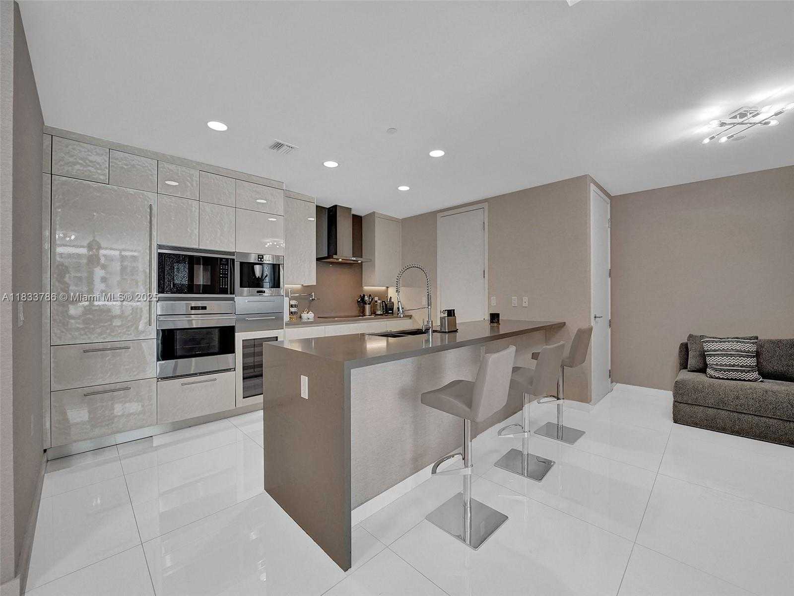 Small Image of 17475 COLLINS AVE #503, Sunny Isles Beach Number 10