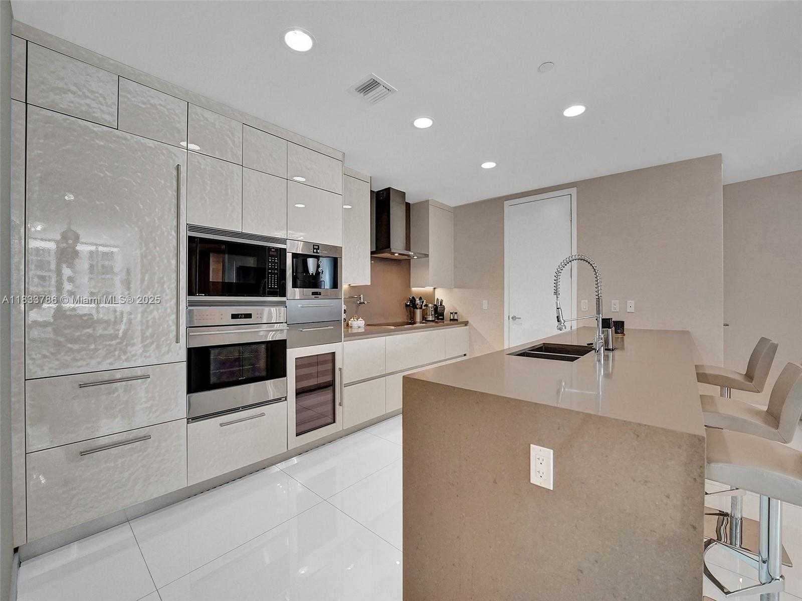Small Image of 17475 COLLINS AVE #503, Sunny Isles Beach Number 14