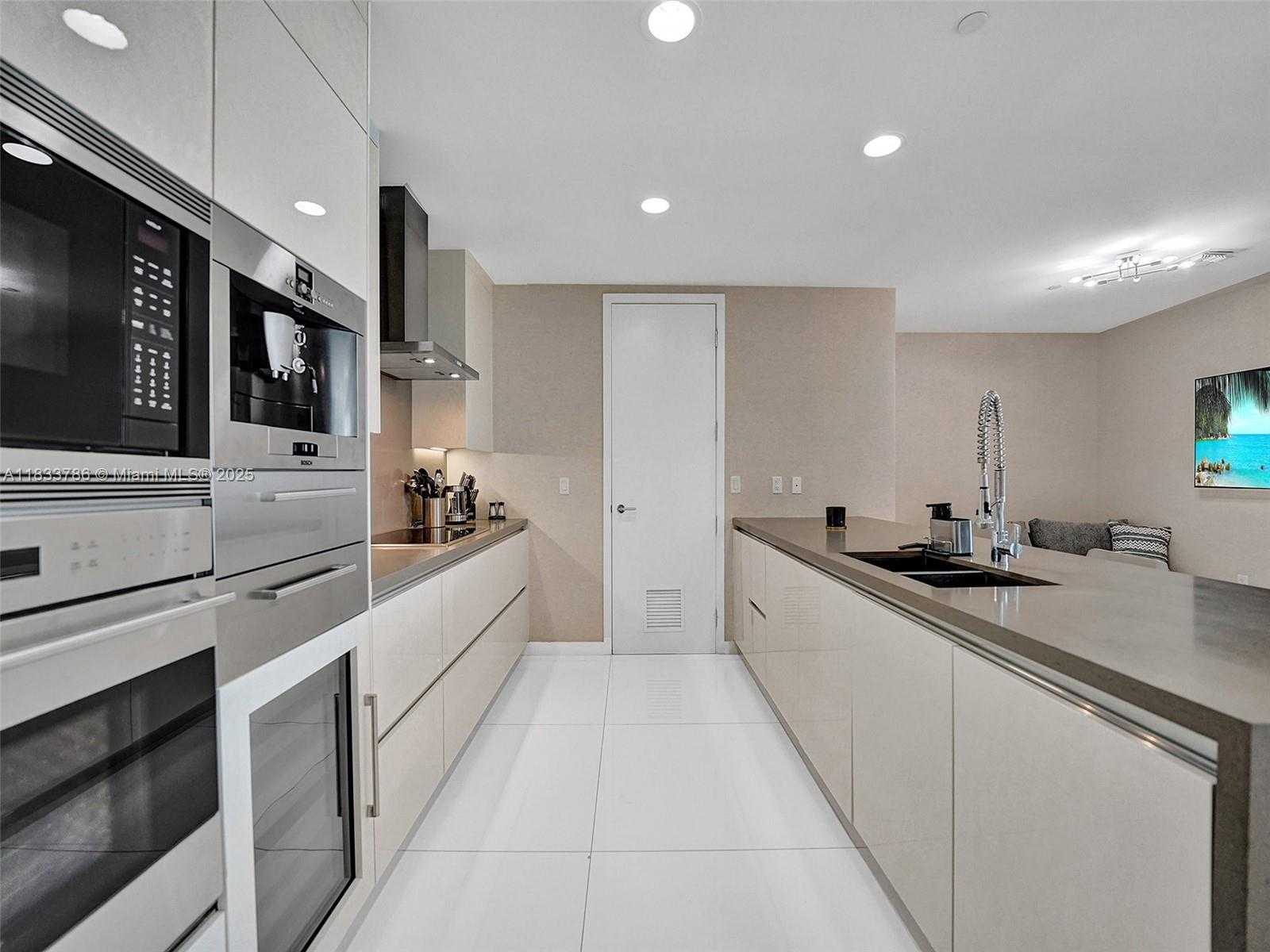 Small Image of 17475 COLLINS AVE #503, Sunny Isles Beach Number 15