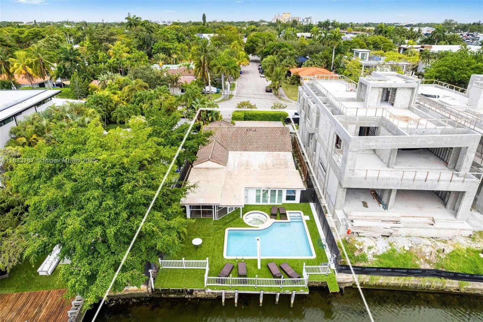Small Image of 7701 NORTH EAST 8TH AVE, Miami Number 49