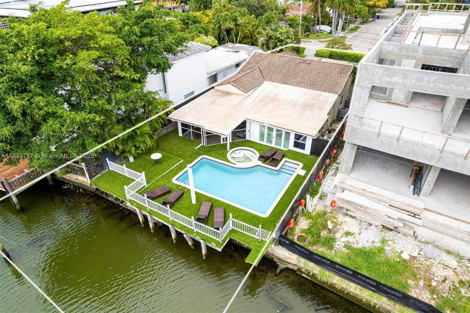 Small Image of 7701 NORTH EAST 8TH AVE, Miami Number 51