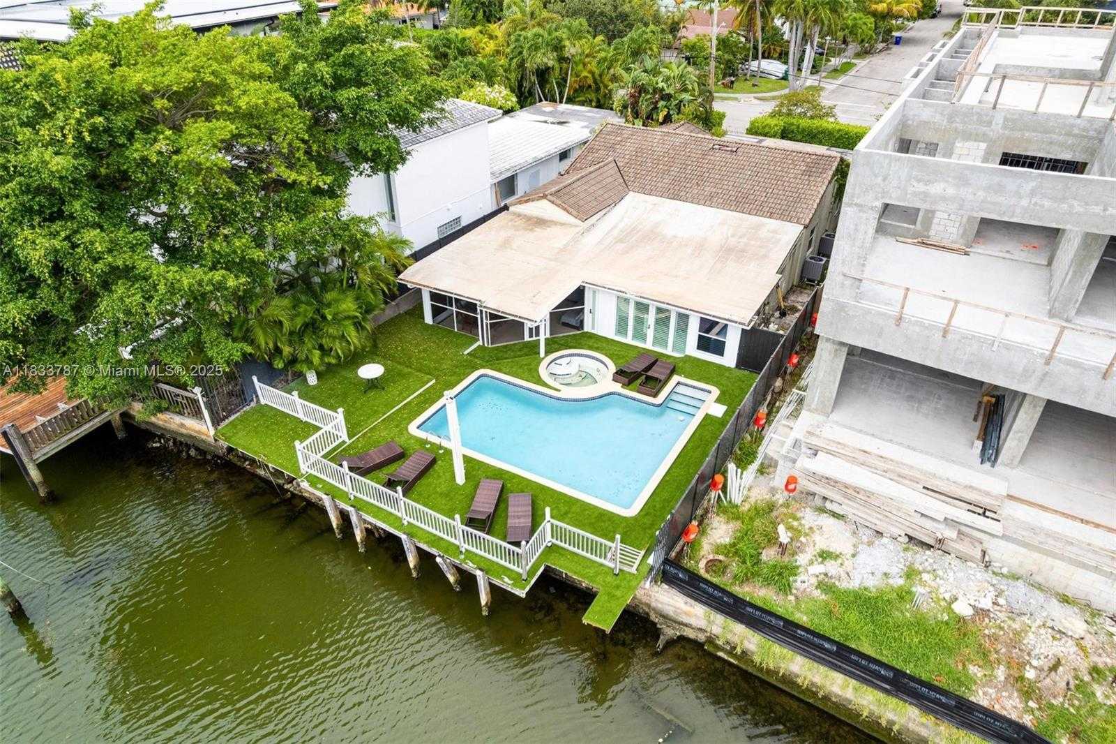 Small Image of 7701 NORTH EAST 8TH AVE, Miami Number 52