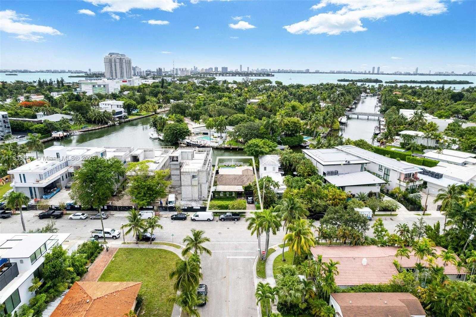 Small Image of 7701 NORTH EAST 8TH AVE, Miami Number 63