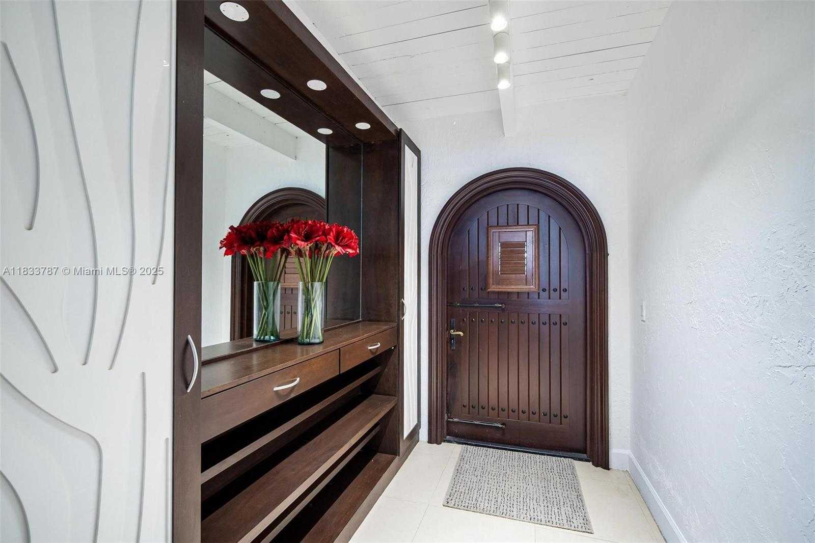 Small Image of 7701 NORTH EAST 8TH AVE, Miami Number 66