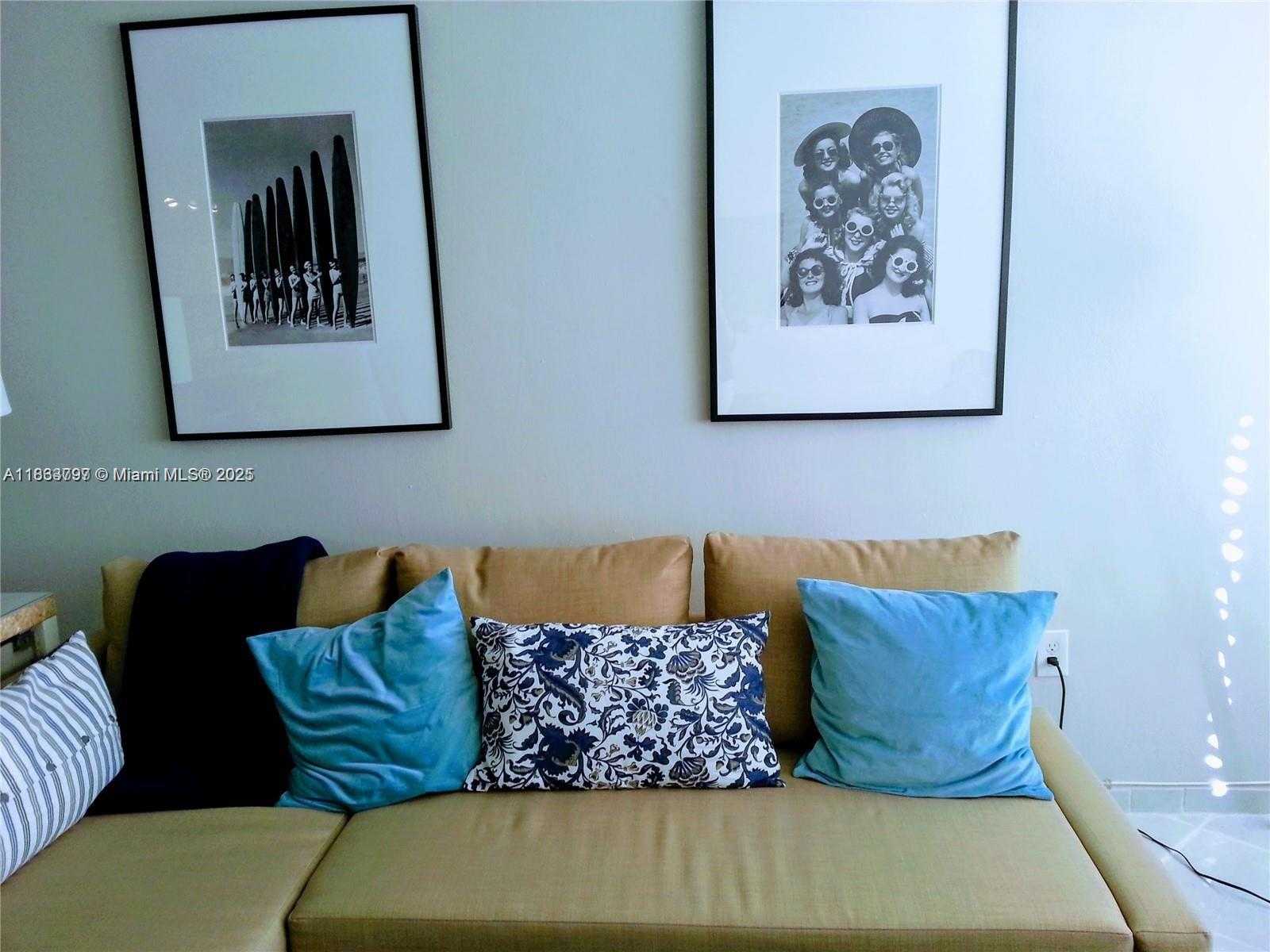 Small Image of 220 KINGS POINT DR #111, Sunny Isles Beach Number 9