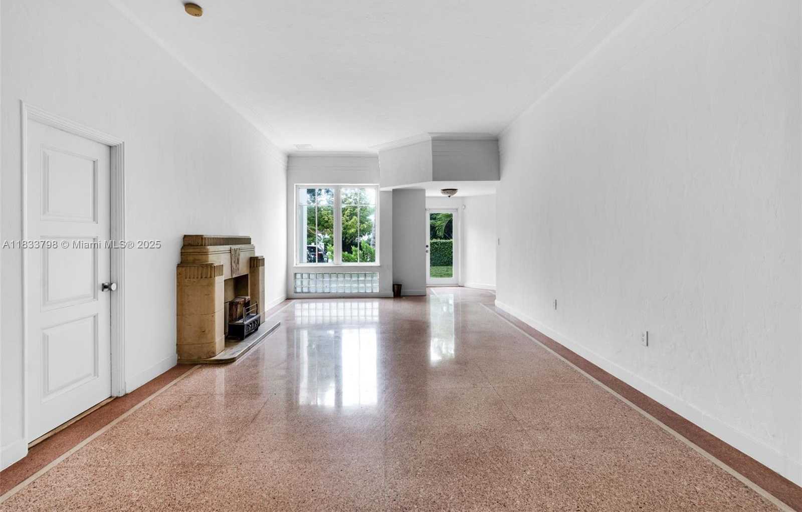 Small Image of 1232 LENOX AVE, Miami Beach Number 17