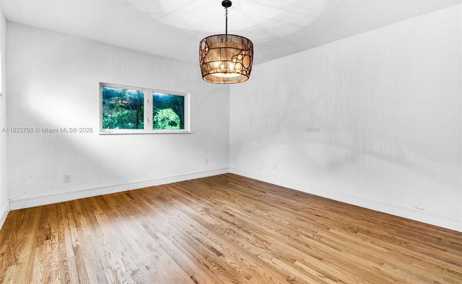 Small Image of 1232 LENOX AVE, Miami Beach Number 22