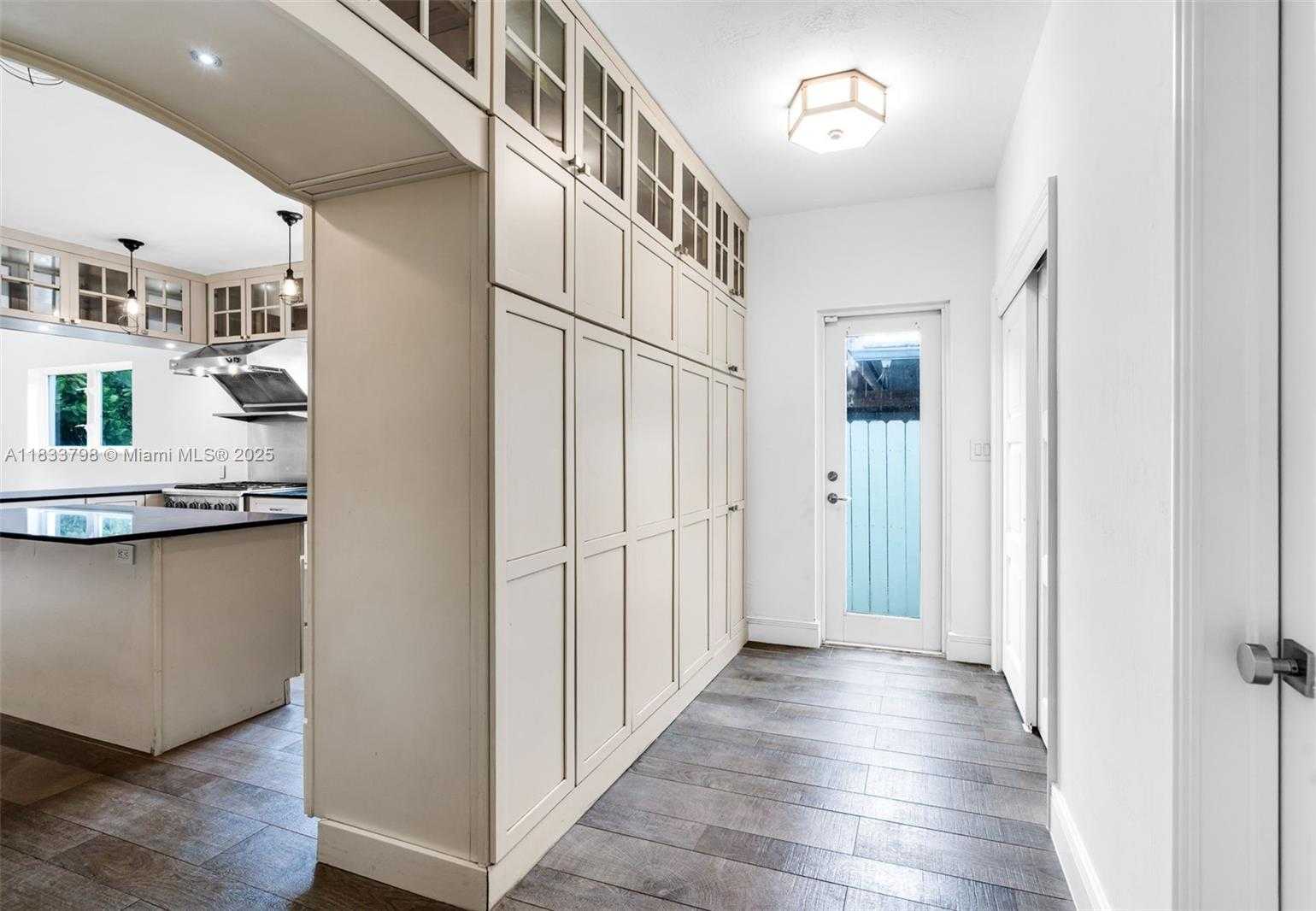 Small Image of 1232 LENOX AVE, Miami Beach Number 29