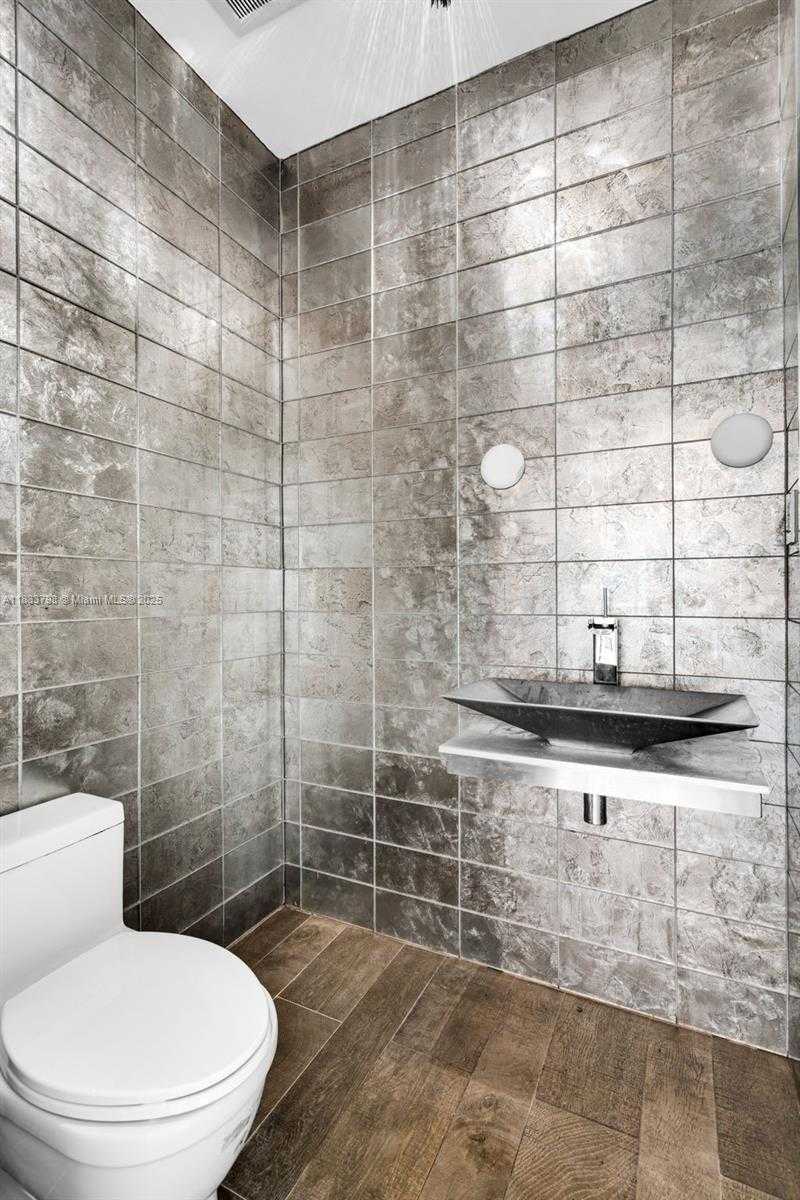 Small Image of 1232 LENOX AVE, Miami Beach Number 30