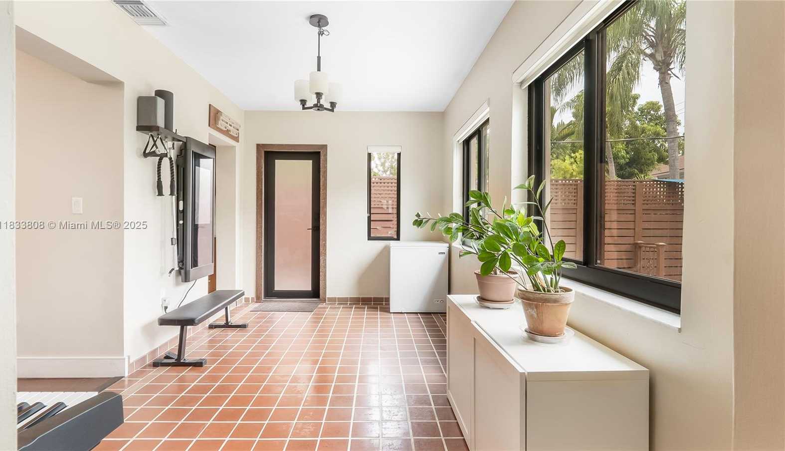 Small Image of 619 SOUTH WEST 20TH RD, Miami Number 10