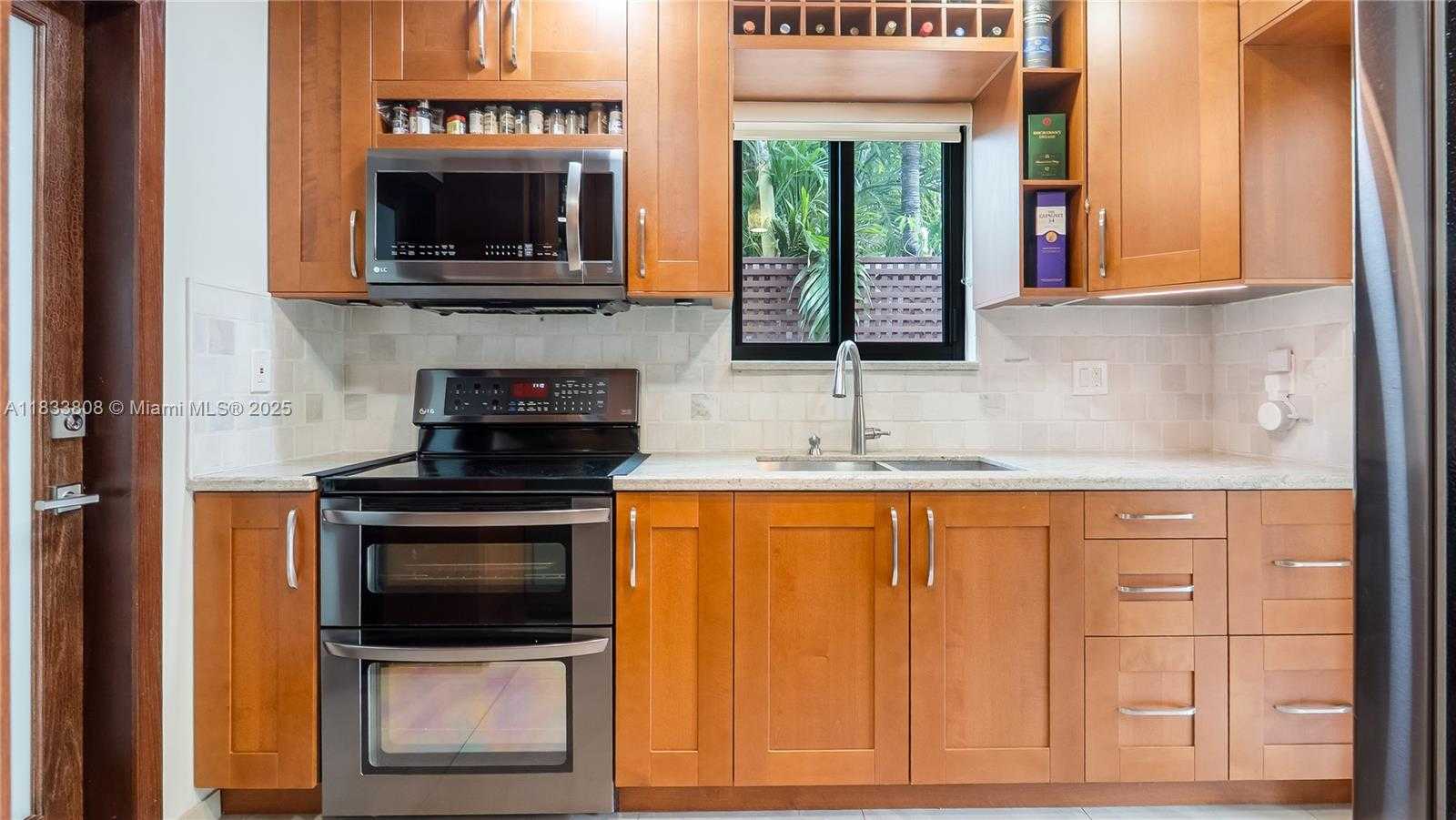 Small Image of 619 SOUTH WEST 20TH RD, Miami Number 17