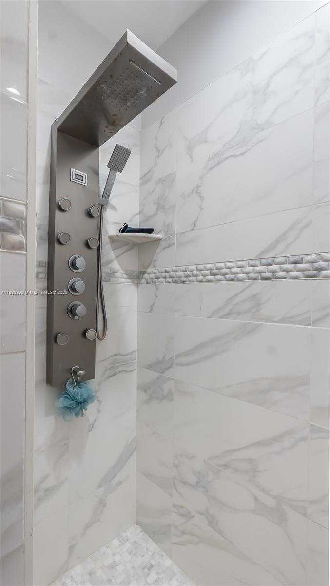 Small Image of 619 SOUTH WEST 20TH RD, Miami Number 24