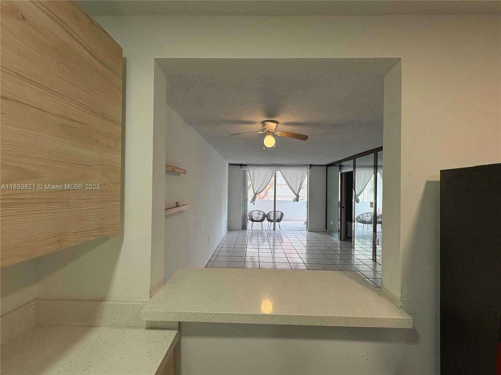 Small Image of 1331 LINCOLN RD #402, Miami Beach Number 38