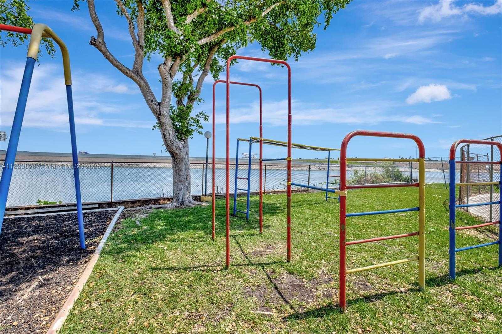 Small Image of 4801 NORTH WEST 7TH ST #506-16, Miami Number 27