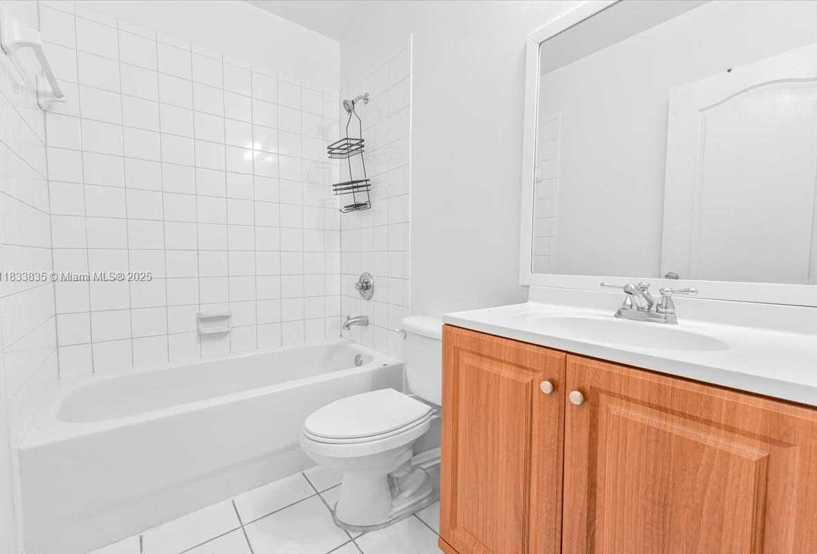 Small Image of 21007 NORTH WEST 14 PL #351, Miami Gardens Number 23