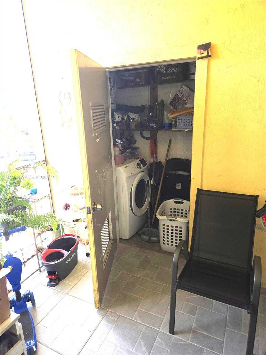 Small Image of 15330 SOUTH WEST 106TH TER #902, Miami Number 18