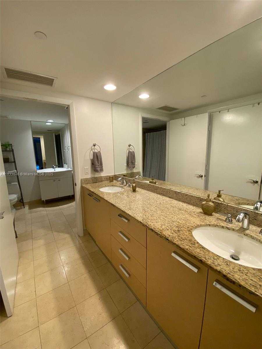 Small Image of 1850 SOUTH OCEAN DR #1409, Hallandale Beach Number 14