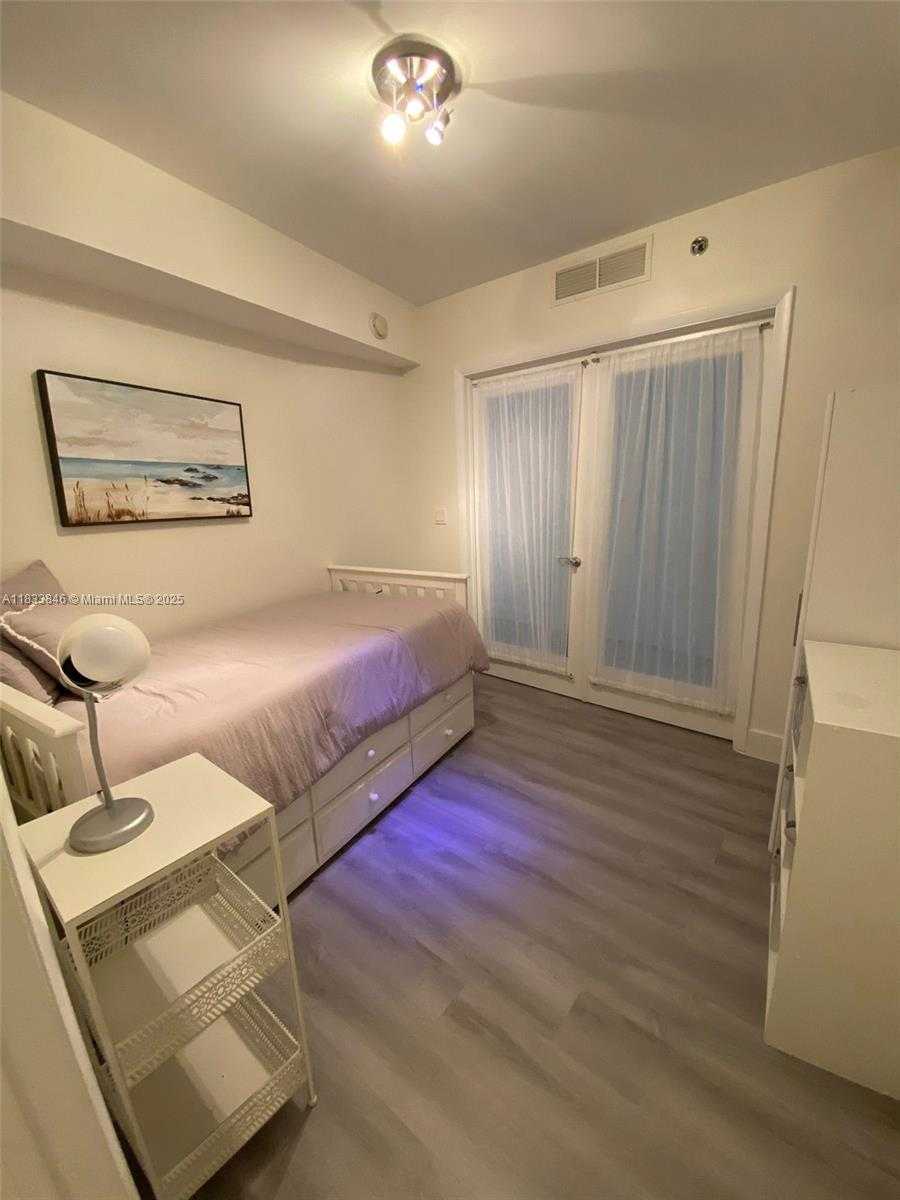 Small Image of 1850 SOUTH OCEAN DR #1409, Hallandale Beach Number 20