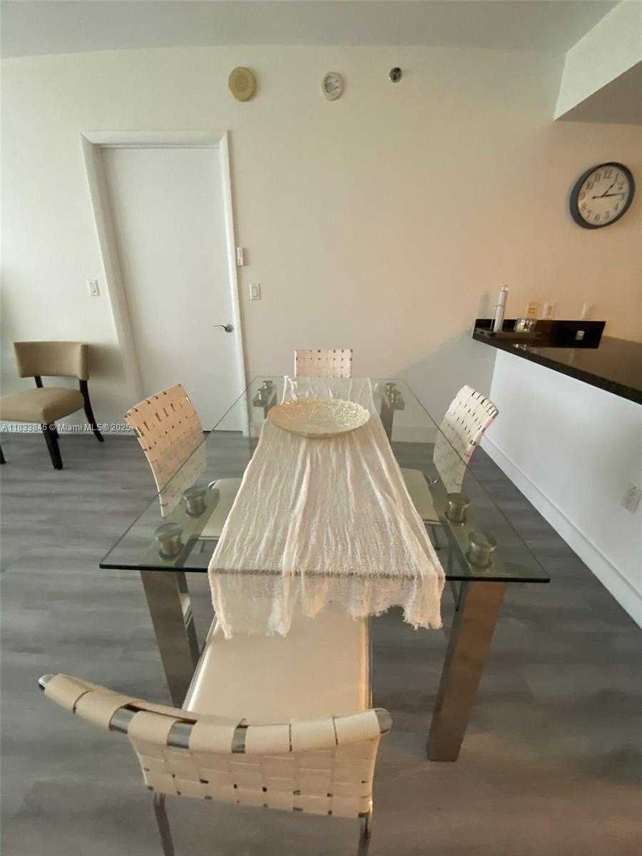 Small Image of 1850 SOUTH OCEAN DR #1409, Hallandale Beach Number 3