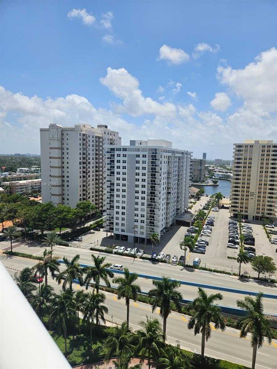 Small Image of 1850 SOUTH OCEAN DR #1409, Hallandale Beach Number 32