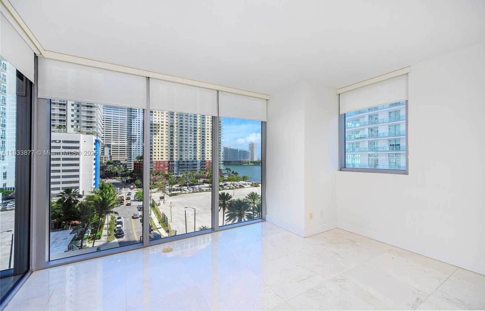 Small Image of 1300 BRICKELL BAY DR #809, Miami Number 10