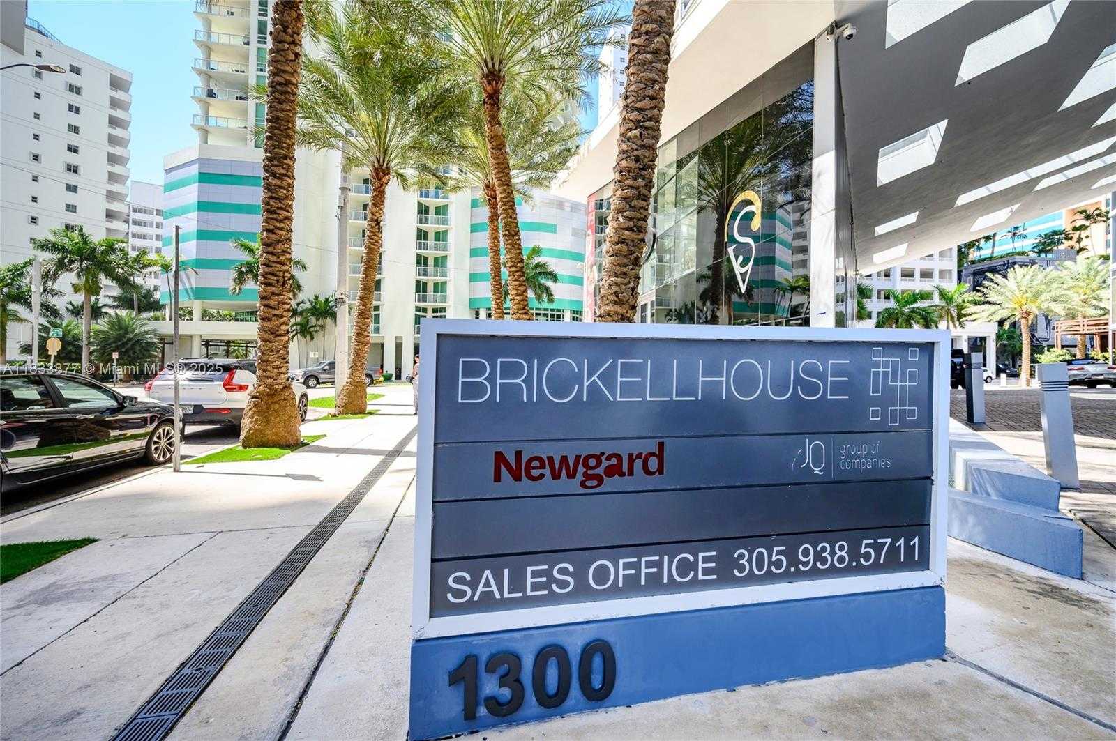 Small Image of 1300 BRICKELL BAY DR #809, Miami Number 2