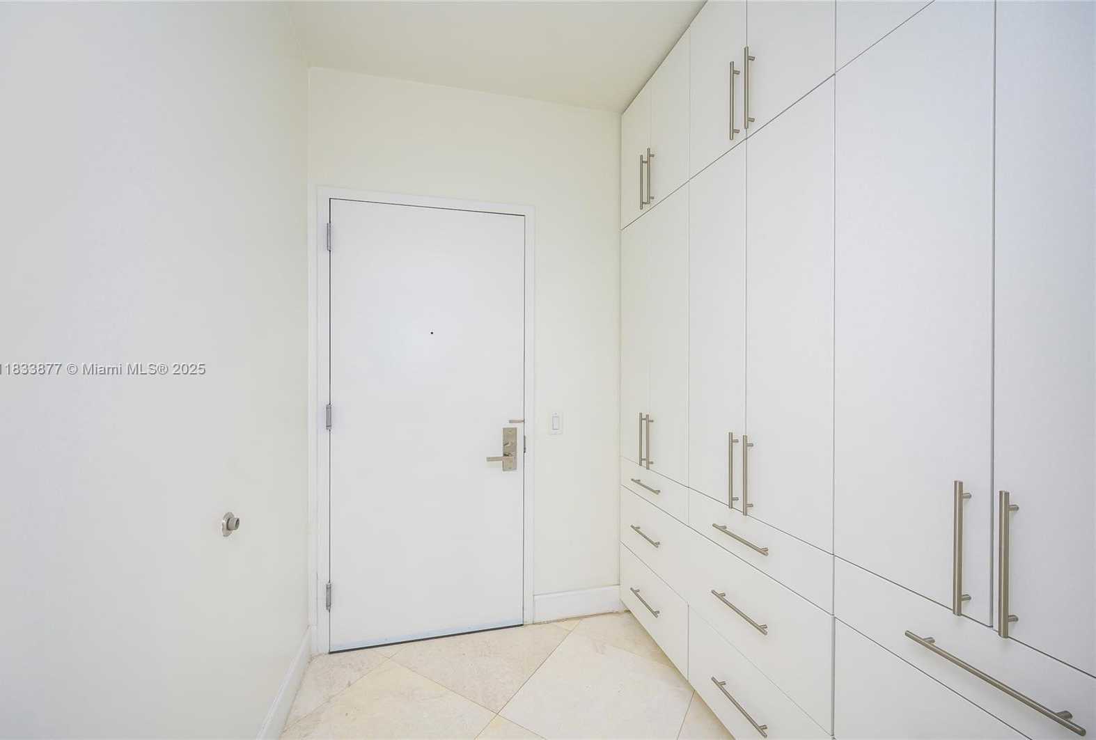Small Image of 1300 BRICKELL BAY DR #809, Miami Number 24