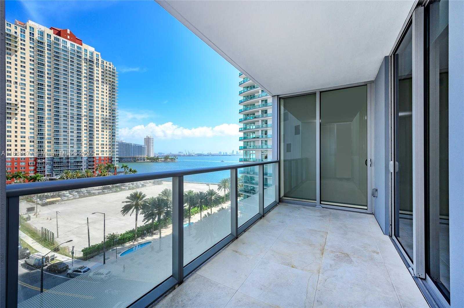 Small Image of 1300 BRICKELL BAY DR #809, Miami Number 8