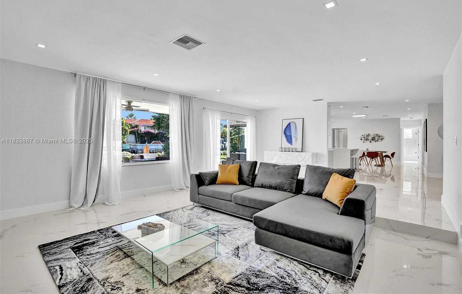 Small Image of 16433 NORTH EAST 33RD AVE, North Miami Beach Number 10