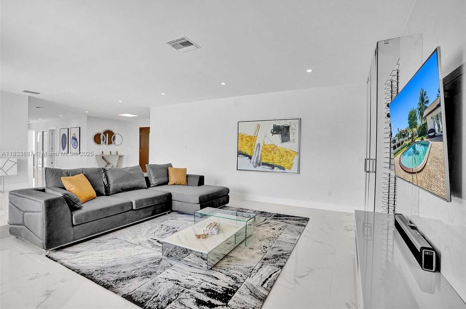 Small Image of 16433 NORTH EAST 33RD AVE, North Miami Beach Number 11