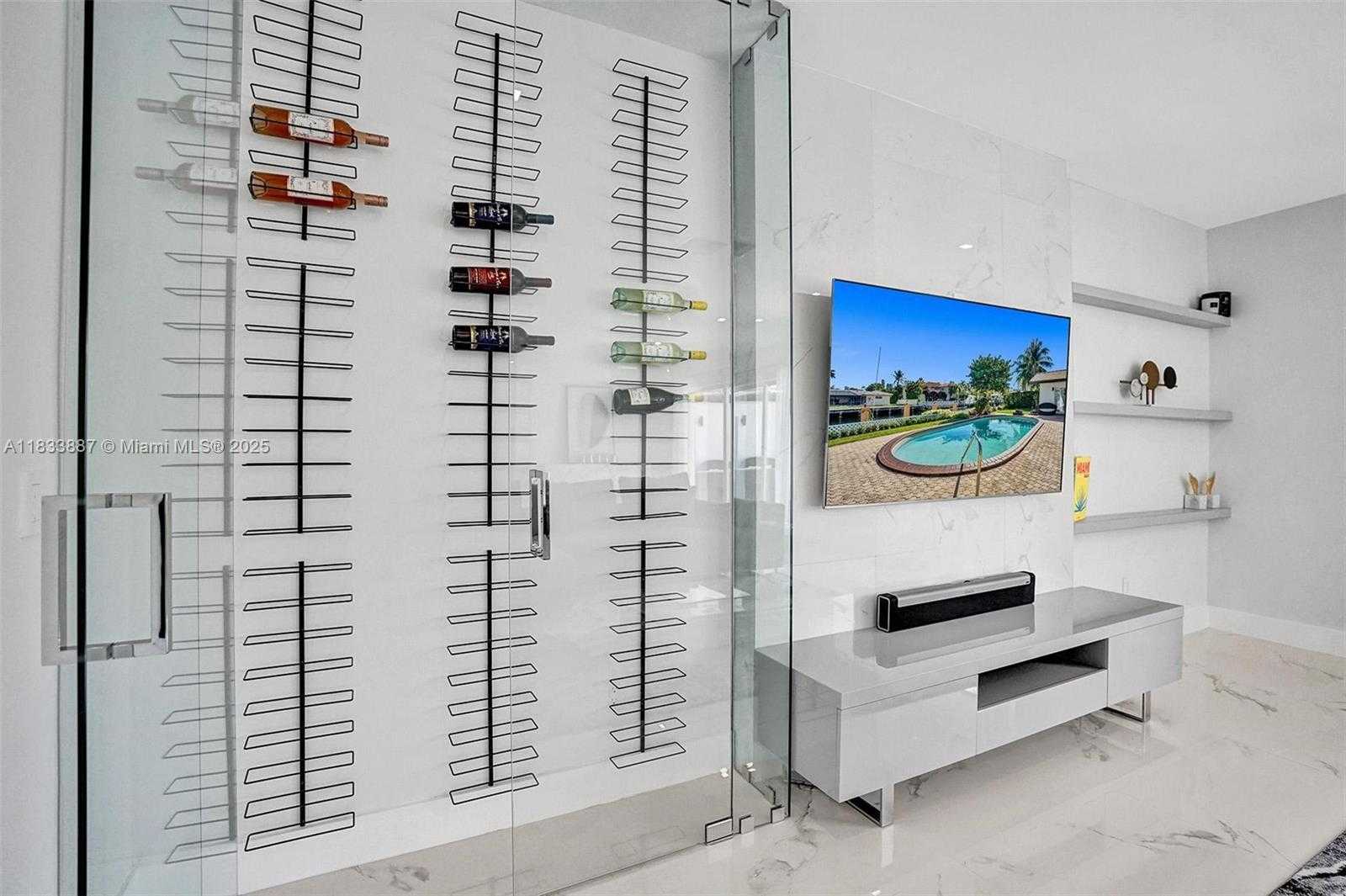Small Image of 16433 NORTH EAST 33RD AVE, North Miami Beach Number 12