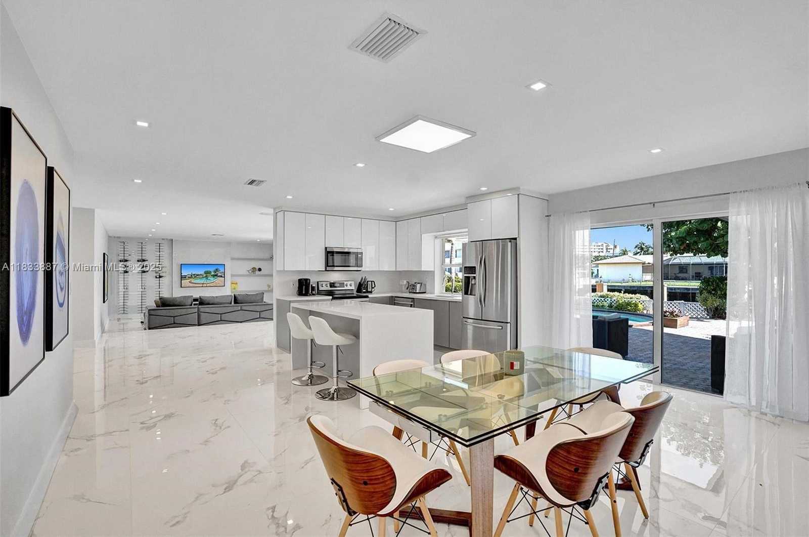 Small Image of 16433 NORTH EAST 33RD AVE, North Miami Beach Number 20