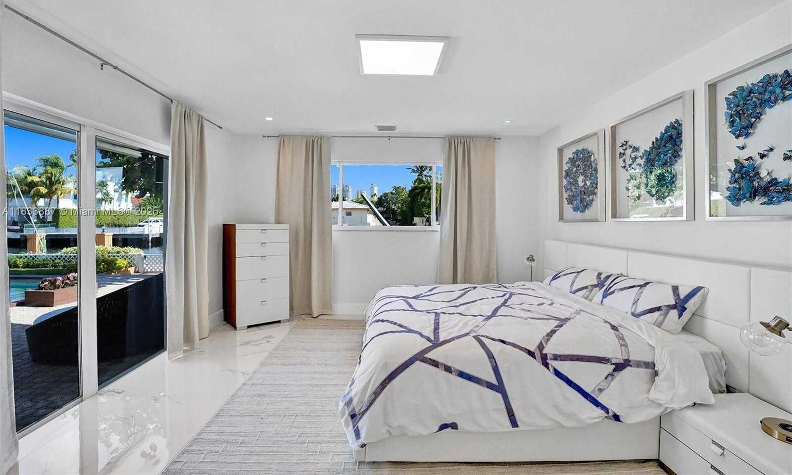 Small Image of 16433 NORTH EAST 33RD AVE, North Miami Beach Number 21
