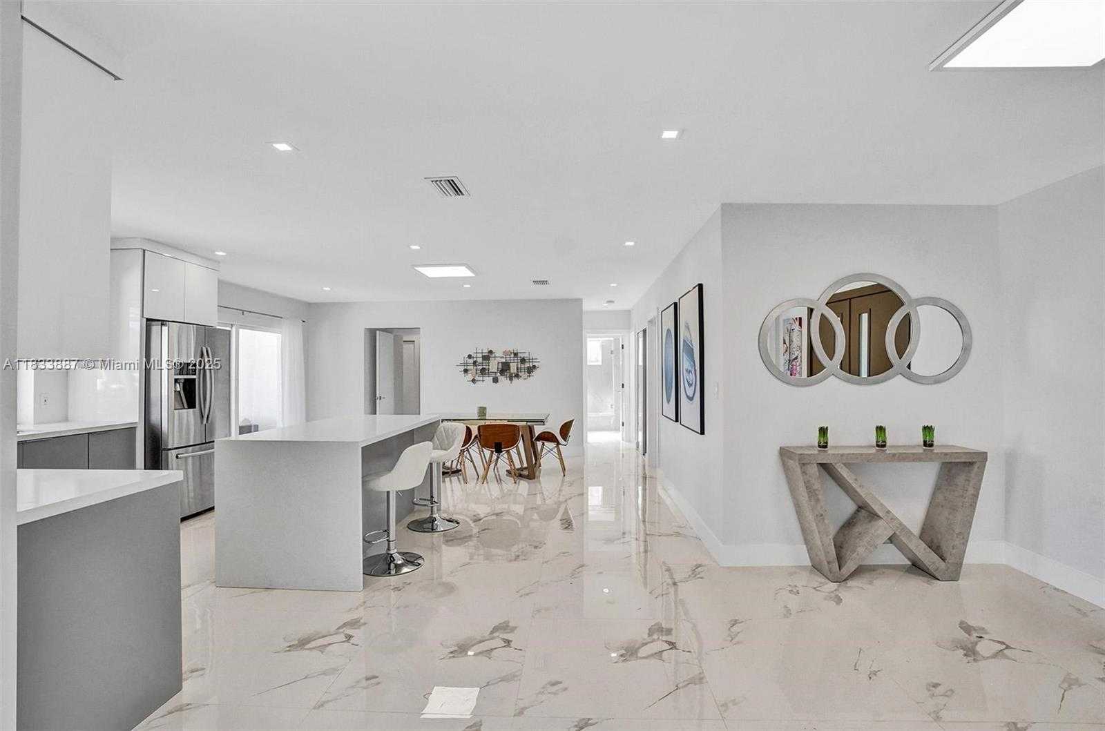 Small Image of 16433 NORTH EAST 33RD AVE, North Miami Beach Number 23