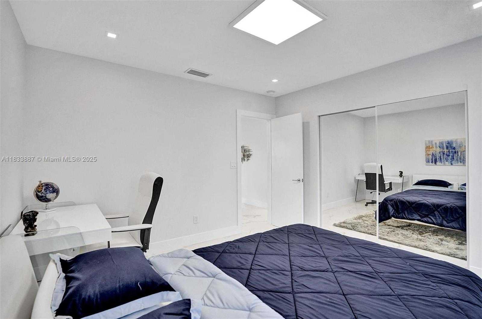 Small Image of 16433 NORTH EAST 33RD AVE, North Miami Beach Number 32