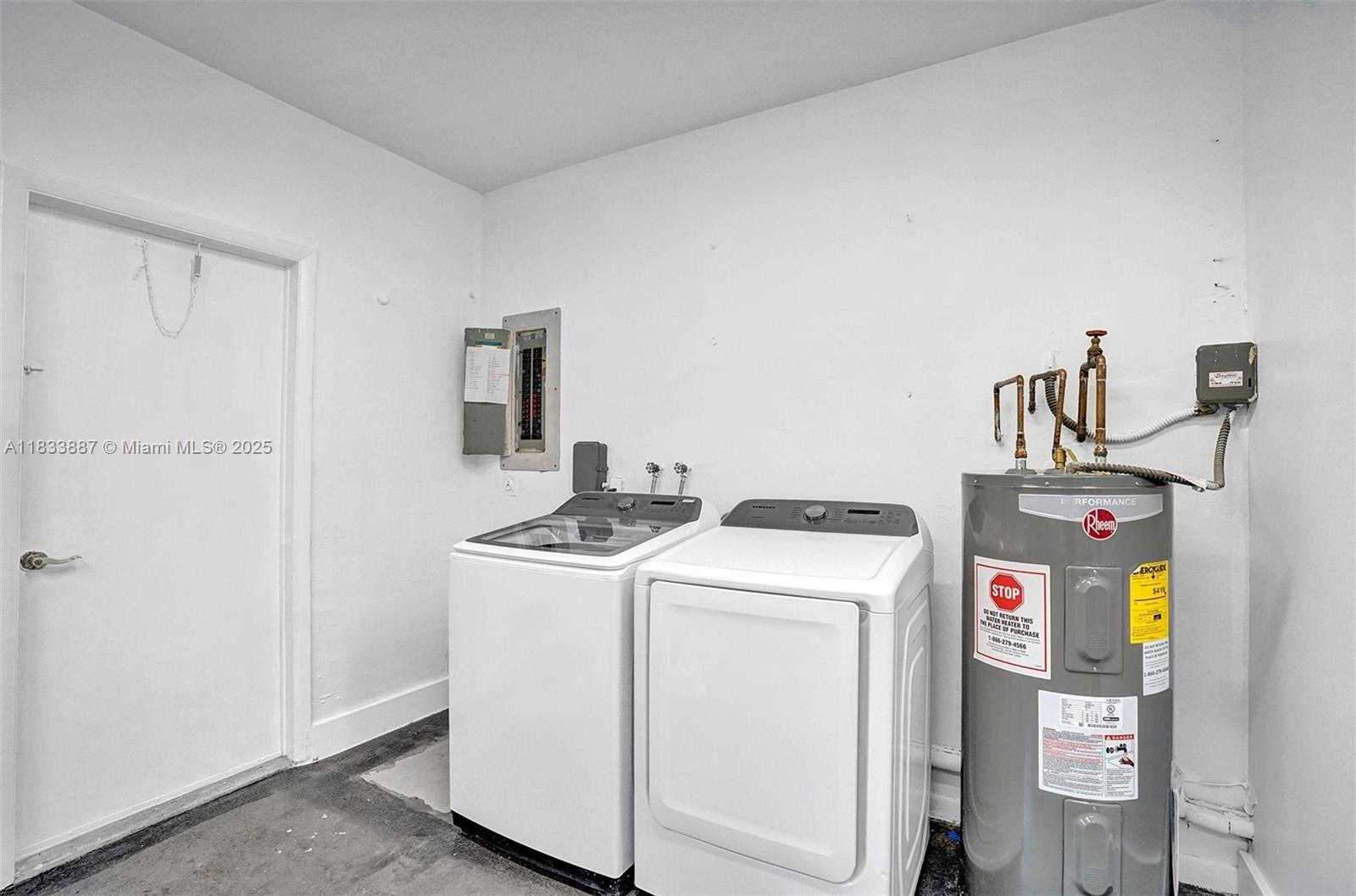 Small Image of 16433 NORTH EAST 33RD AVE, North Miami Beach Number 37