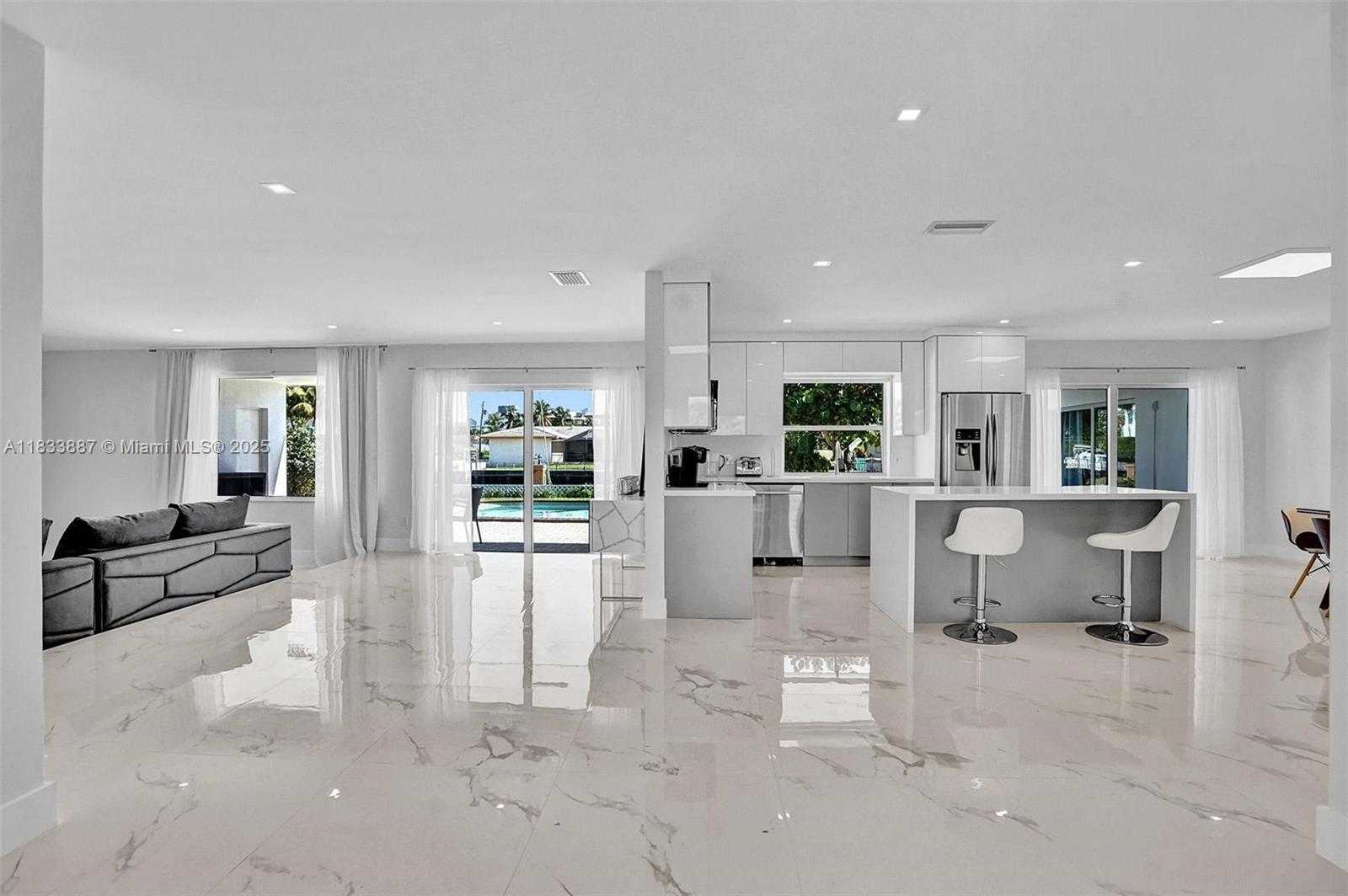 Small Image of 16433 NORTH EAST 33RD AVE, North Miami Beach Number 6