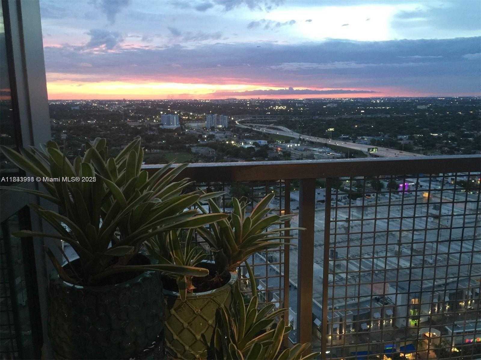 Small Image of 3301 NORTH EAST 1ST AVE #H2803, Miami Number 10
