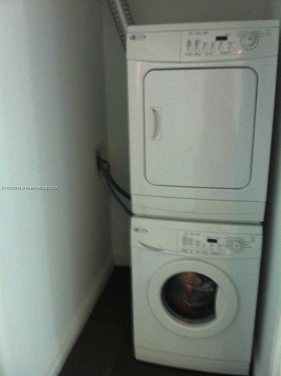 Small Image of 3301 NORTH EAST 1ST AVE #H2803, Miami Number 9