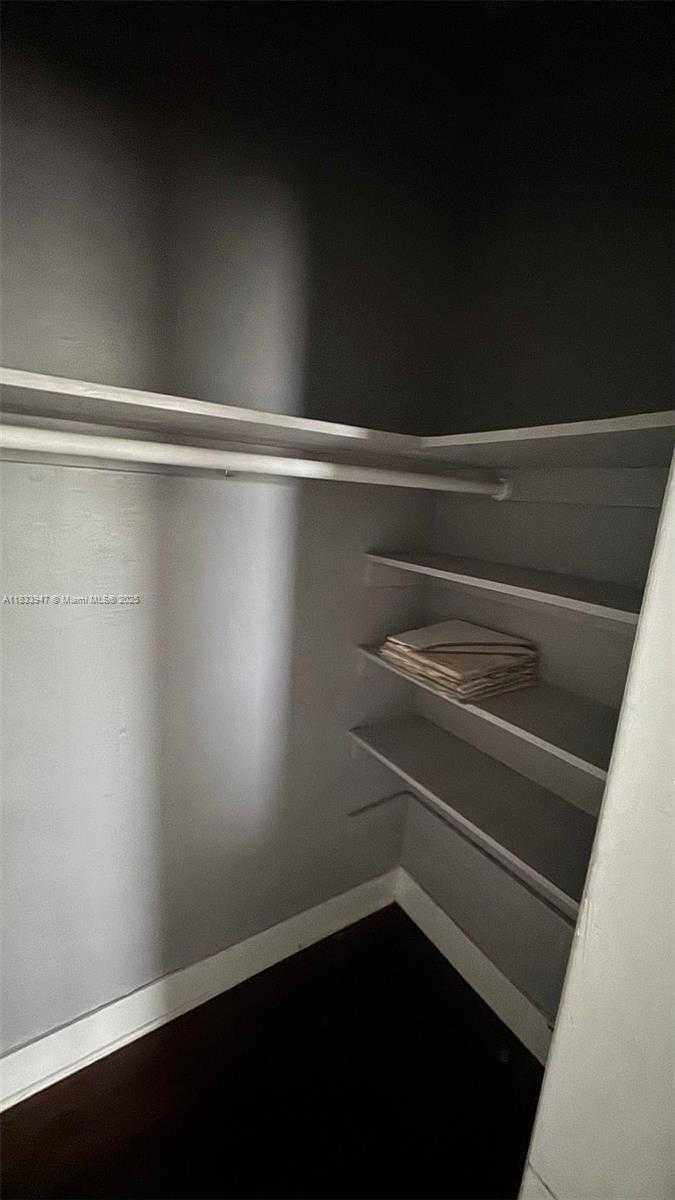 Small Image of 1849 DEWEY ST #1-4, Hollywood Number 13