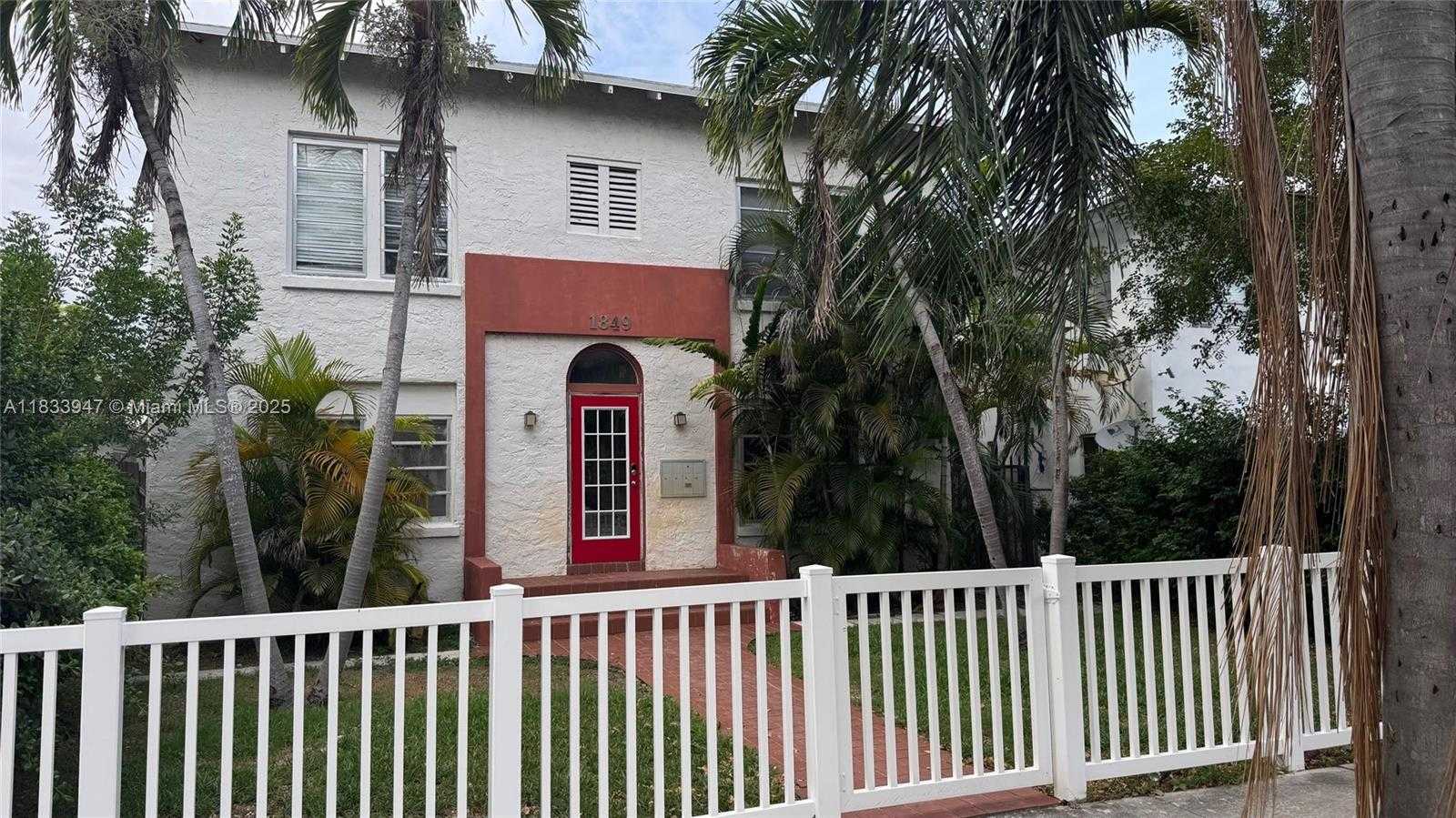 Small Image of 1849 DEWEY ST #1-4, Hollywood Number 24