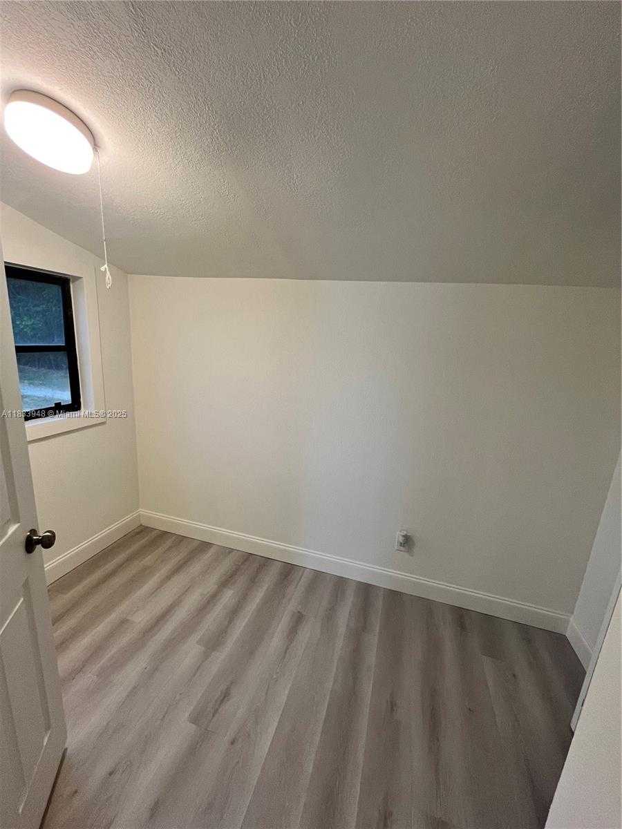Small Image of 500 SOUTH WEST 10TH ST #R, Fort Lauderdale Number 9