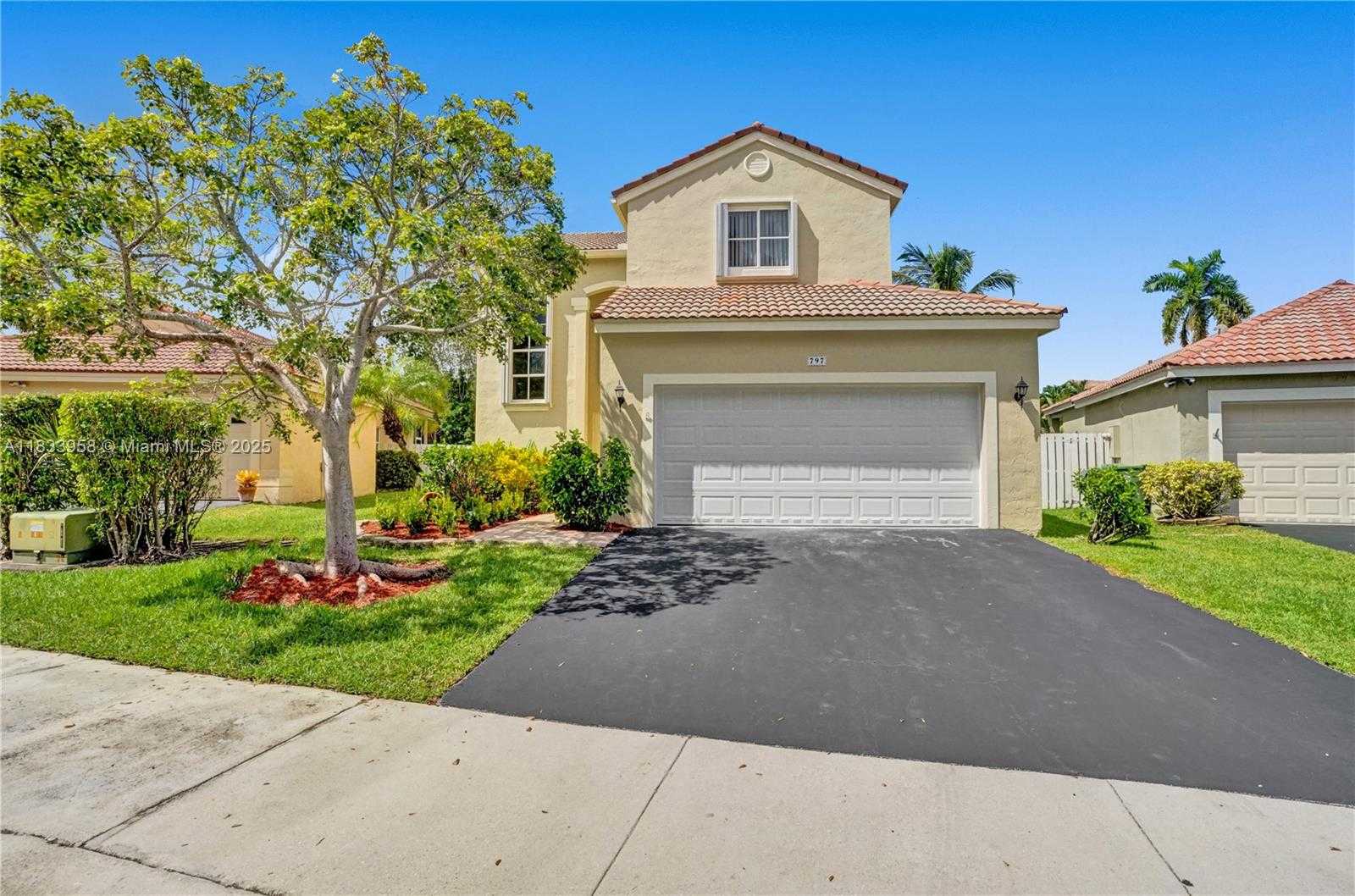 Small Image of 797 CHIMNEY ROCK RD #797, Weston Number 3